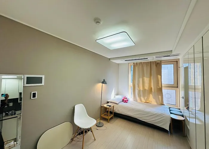 Adams Gangnam Comfort
